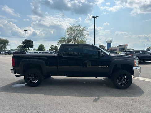 Used 2008 Chevrolet Silverado 2500 LTZ w/ Safety Package AWD/4WD image 8