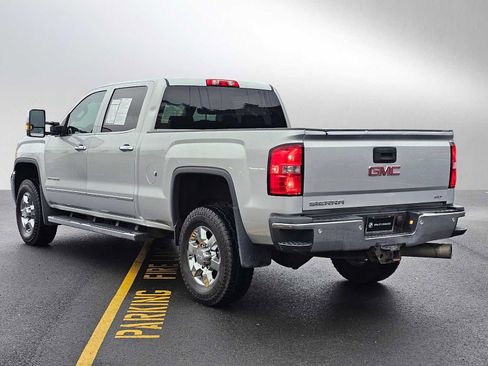 Used 2015 GMC Sierra 3500 SLT w/ Duramax Plus Package image 5