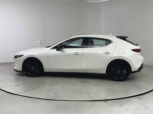 Used 2021 MAZDA MAZDA3 Hatchback w/Premium Plus Pkg AWD/4WD image 4