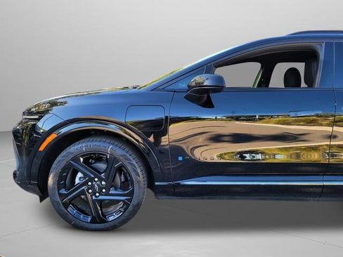 New 2026 Chevrolet Equinox EV RS FWD image 22