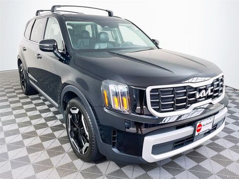 Certified 2024 Kia Telluride S w/ S Sunroof Package AWD/4WD image 1