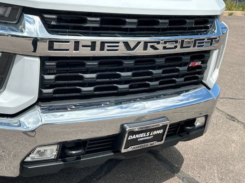 Used 2022 Chevrolet Silverado 2500 LT w/ Convenience Package AWD/4WD image 21