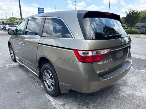 Used 2011 Honda Odyssey EX image 4