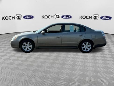 Used 2003 Nissan Altima 2.5 S FWD image 4