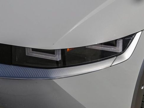 Certified 2024 Hyundai Ioniq 5 Limited RWD image 8