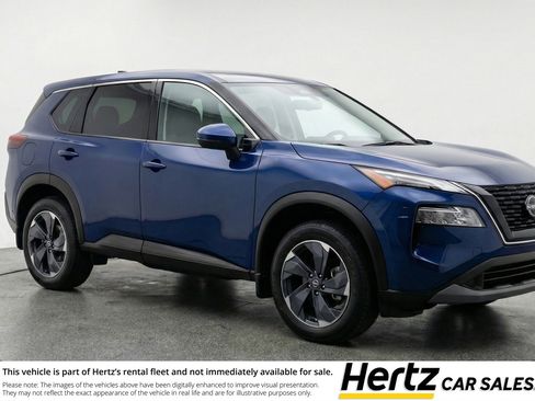 Used 2025 Nissan Rogue SV FWD image 1