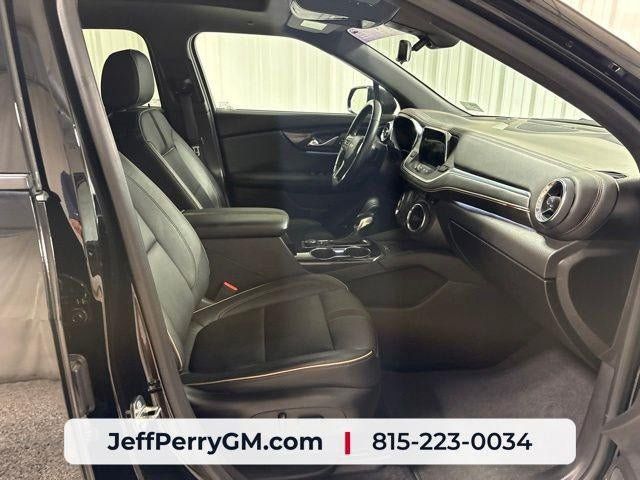 Used 2019 Chevrolet Blazer Premier w/ Sun and Wheels Package AWD/4WD image 23