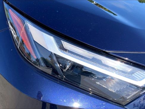 Used 2024 Toyota RAV4 XLE FWD image 28