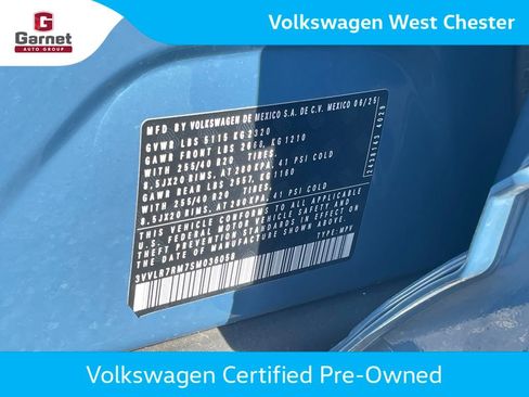 Certified 2025 Volkswagen Tiguan SEL R-Line AWD/4WD image 27