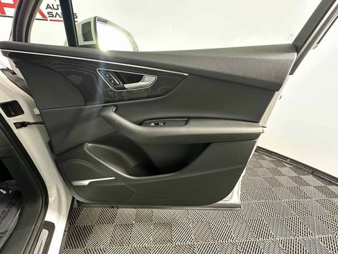 Used 2020 Audi Q7 3.0T Premium Plus AWD/4WD image 16