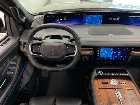 New 2026 Lincoln Navigator L Black Label AWD/4WD image 46