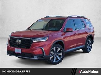 Certified 2025 Honda Pilot Touring video 1