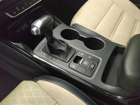 Used 2018 Kia Sorento SX FWD image 26