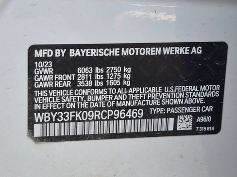 Used 2024 BMW i5 eDrive40i w/ M Sport Package RWD image 31