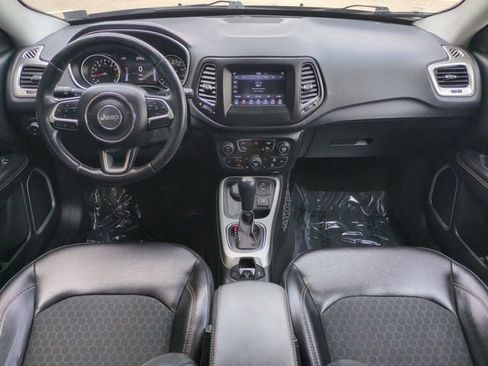 Used 2018 Jeep Compass Latitude w/ Popular Equipment Group AWD/4WD image 15