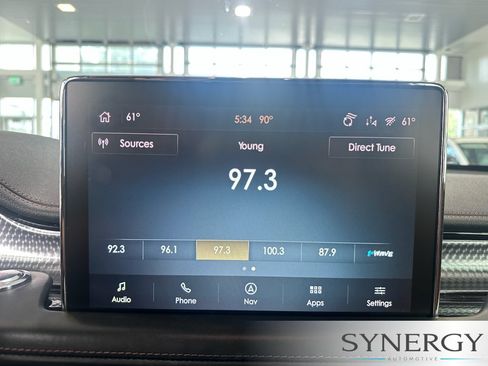 Used 2023 Lincoln Aviator Black Label w/ Class IV Trailer Tow Package AWD/4WD image 13