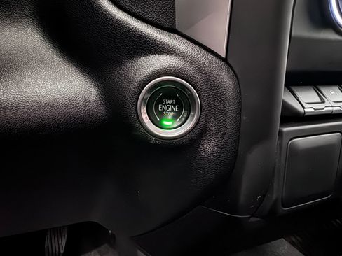 Certified 2024 Chevrolet Silverado 1500 Custom image 19