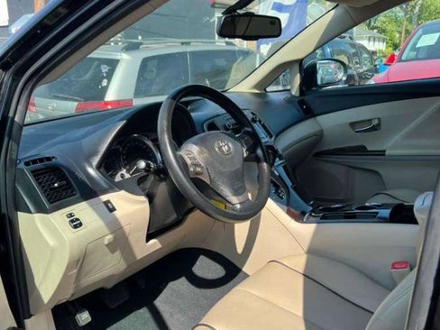 Used 2010 Toyota Venza AWD image 17