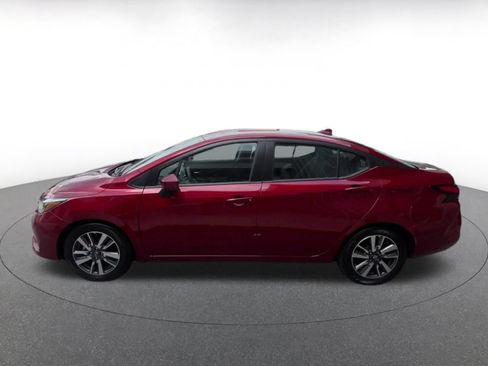 Used 2025 Nissan Versa SV FWD image 12