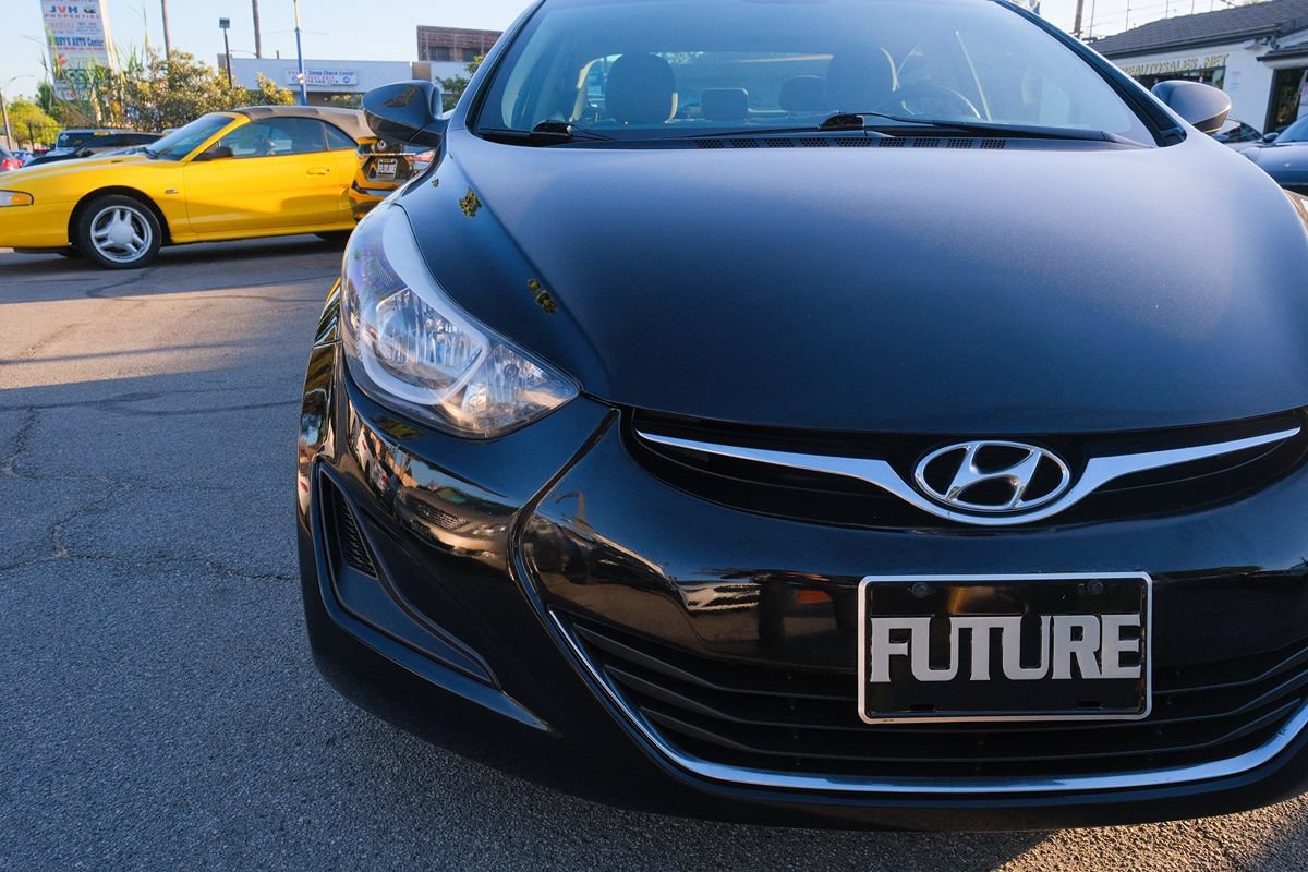 Used 2015 Hyundai Elantra SE FWD image 25