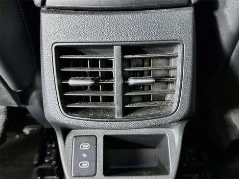 Used 2026 Kia Seltos EX FWD image 25