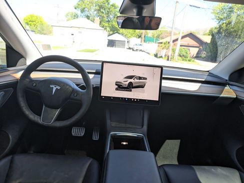 Used 2023 Tesla Model Y Performance AWD/4WD image 7