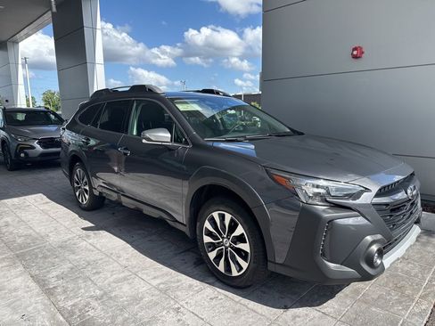 Used 2024 Subaru Outback Touring AWD/4WD image 2