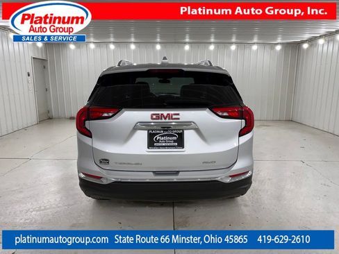 Used 2019 GMC Terrain SLT AWD/4WD image 4