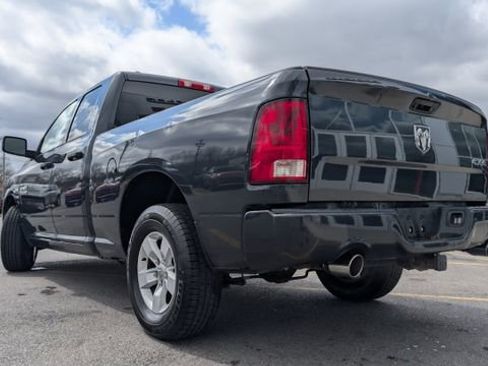 Used 2018 RAM 1500 Express AWD/4WD image 7