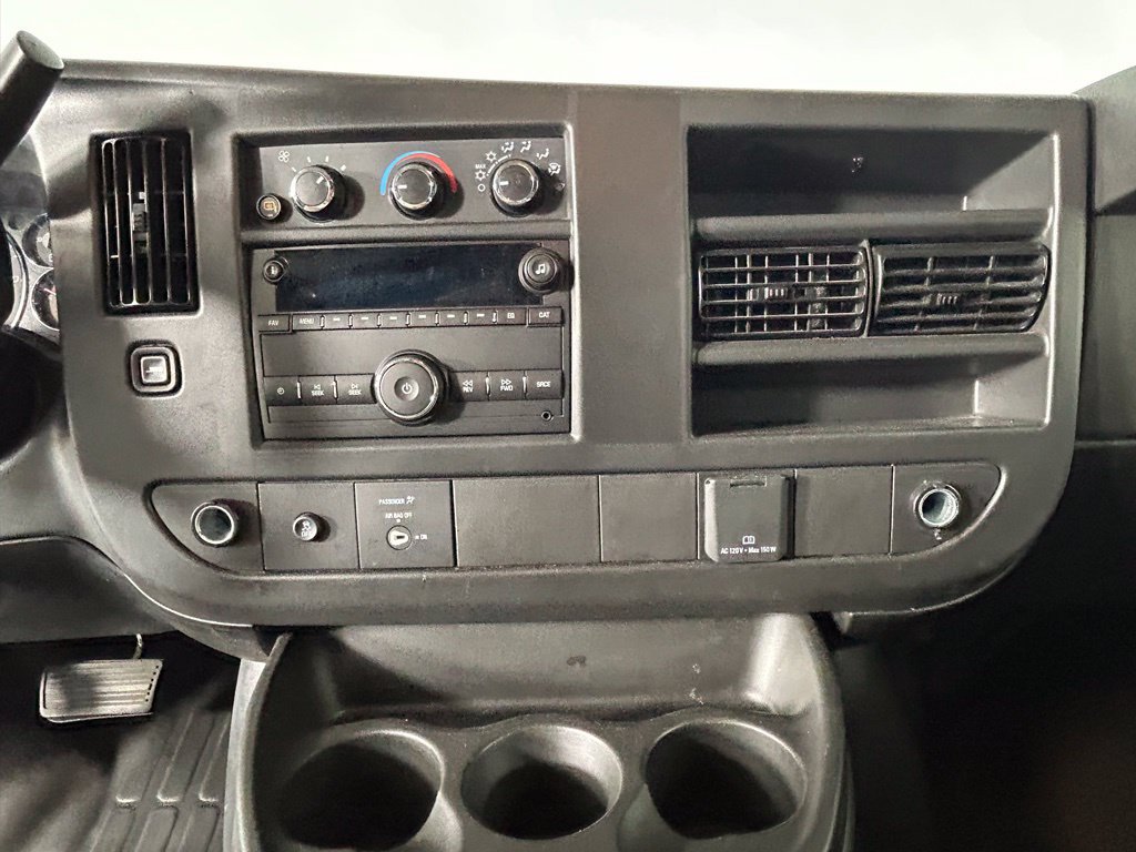 Used 2025 Chevrolet Express 2500 w/ Driver Convenience Package RWD image 15