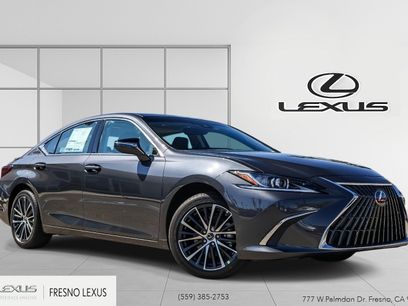 New 2025 Lexus ES 300h w/ Premium Package