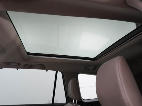 Used 2018 Honda Pilot Elite image 19