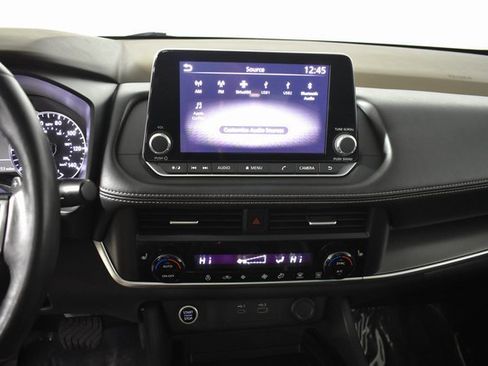 Certified 2023 Nissan Rogue SV w/ SV Premium B Package image 19