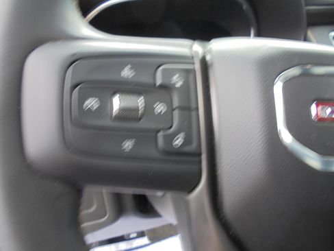 Used 2023 GMC Yukon AT4 w/ LPO, Floor Liner Package image 19