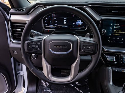 Used 2025 GMC Sierra 1500 Denali w/ Denali Reserve Package image 16