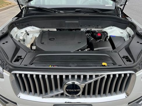 Certified 2023 Volvo XC90 B6 Ultimate w/ Protection Package Premier image 37