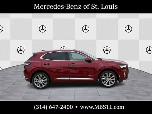 Used 2023 Buick Envision Avenir AWD/4WD image 2