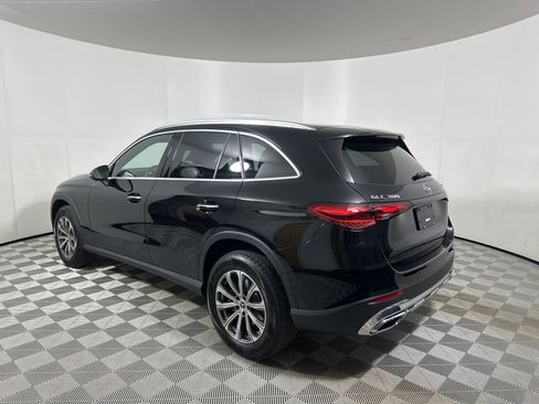 Used 2026 Mercedes-Benz GLC 300 4MATIC image 5