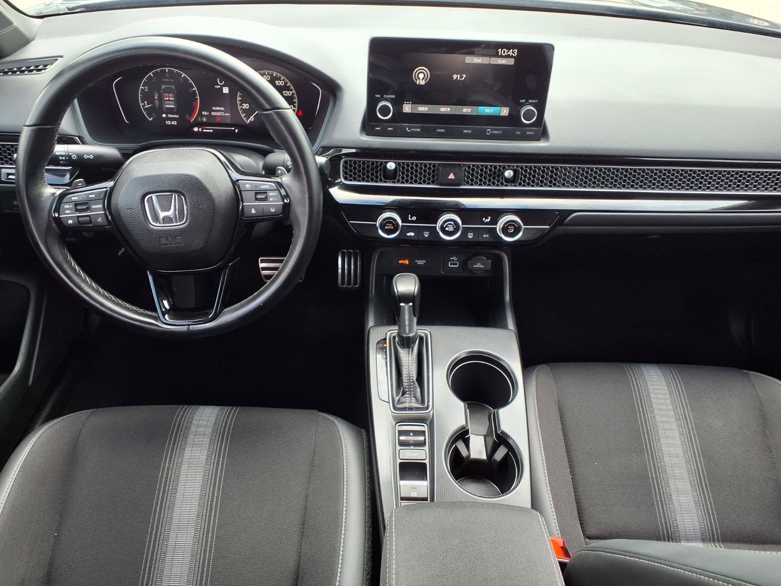 Used 2023 Honda Civic Sport image 4