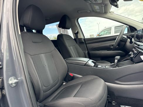 Used 2025 Hyundai Tucson SEL AWD/4WD image 24