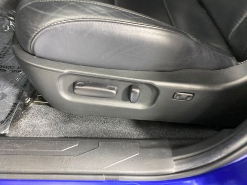 Certified 2022 Toyota Tacoma Limited image 8