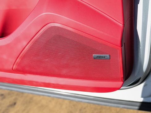 Certified 2023 Porsche Cayenne Platinum Edition image 22