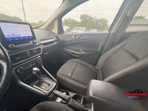 Used 2020 Ford EcoSport SE w/ SE Convenience Package image 23