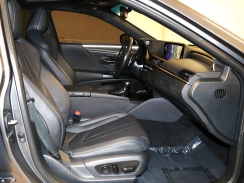 Used 2020 Lexus ES 350 F Sport w/ Accessory Package 2 FWD image 18