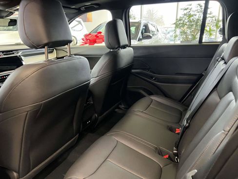 New 2026 Jeep Cherokee Limited AWD/4WD image 33