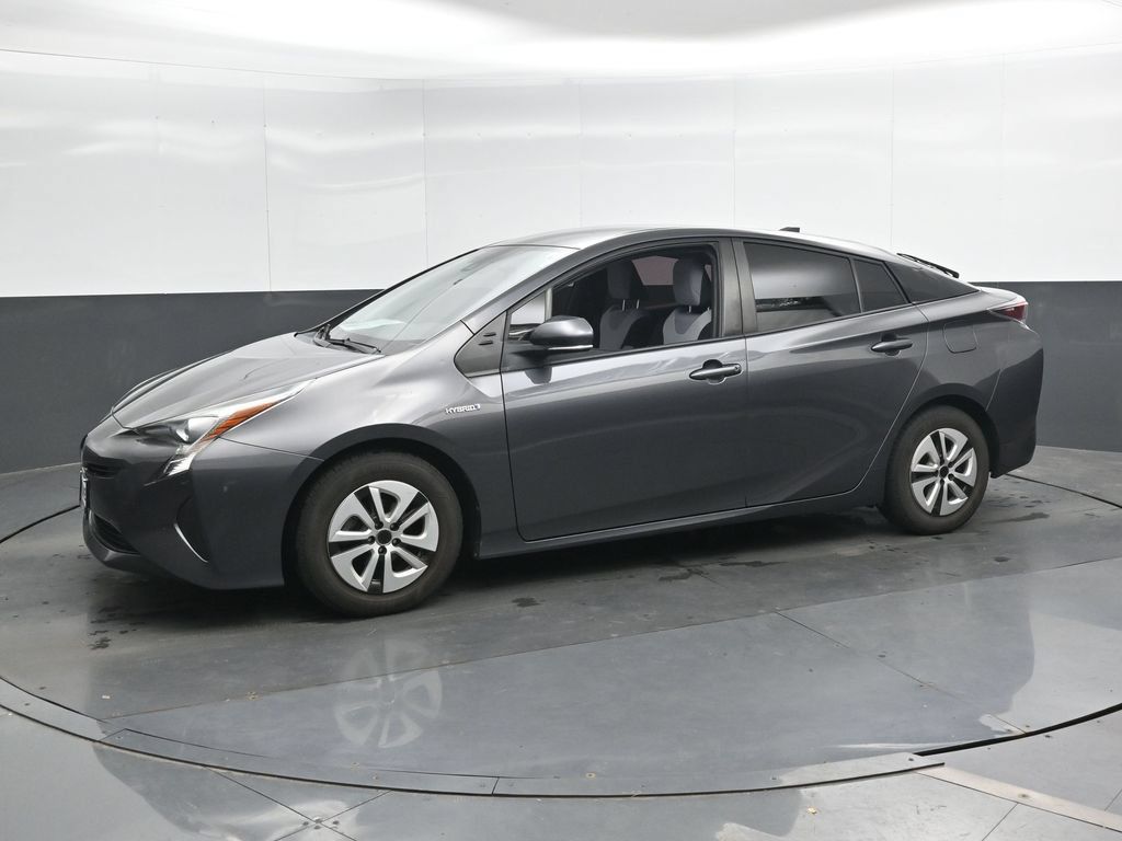 Used 2017 Toyota Prius Two FWD image 7