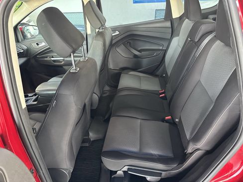 Used 2018 Ford Escape SE image 21