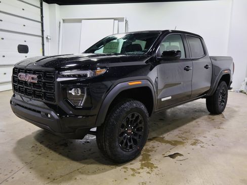 New 2026 GMC Canyon Elevation w/ Convenience Package image 23