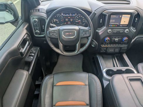 Used 2021 GMC Sierra 1500 AT4 w/ AT4 Premium Package AWD/4WD image 16