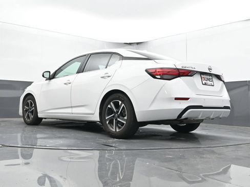Used 2024 Nissan Sentra SV FWD image 39